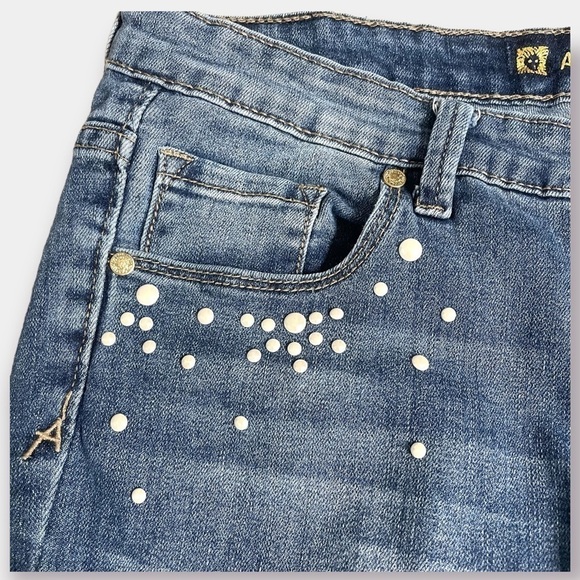 Ann Taylor Blue Jeans Pearl Accents Embellishment Size 6 - Picture 3 of 4
